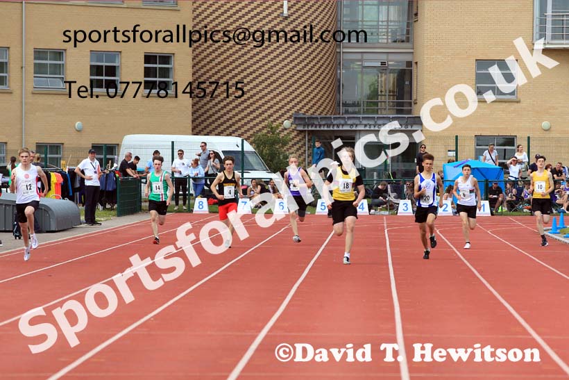 Mens U-17s and Boys U-15s 200 metres, 2022 Northern Inter Counties U17s and U15s Track and Field, York, Thursday, June 2nd. Photo: David T. Hewitson/Sports for All Pics